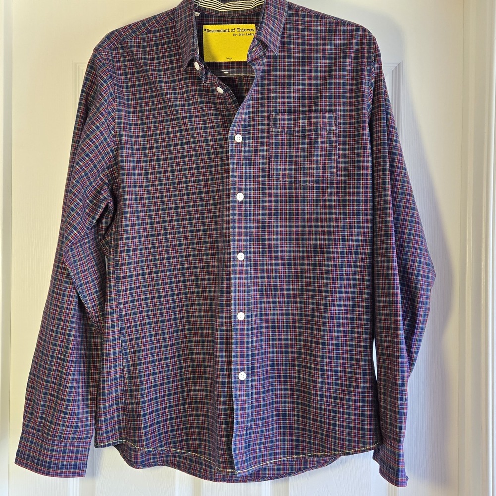 Descendant of Thieves Shirt‎ Men's Size Large Red Plaid Button Down Cotton